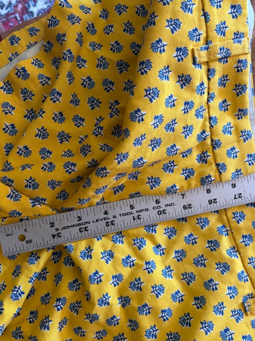 J Crew Shorts Size 10 Chino Yellow Leaf Pattern 100% Cotton - Picture 8 of 8